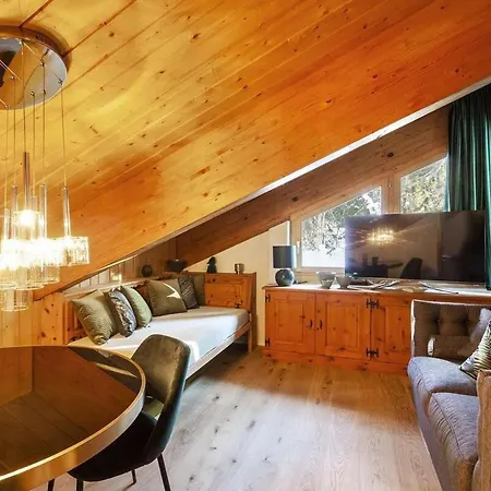 Traditional Style Chalet St Moritz - 12pers 马洛亚